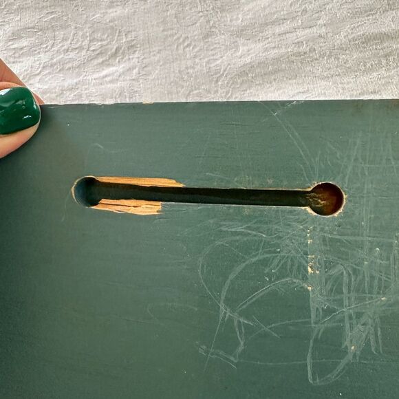 Henn Workshops Vintage Wooden Peg Rack with Hearts Hanger - Picture 6 of 9